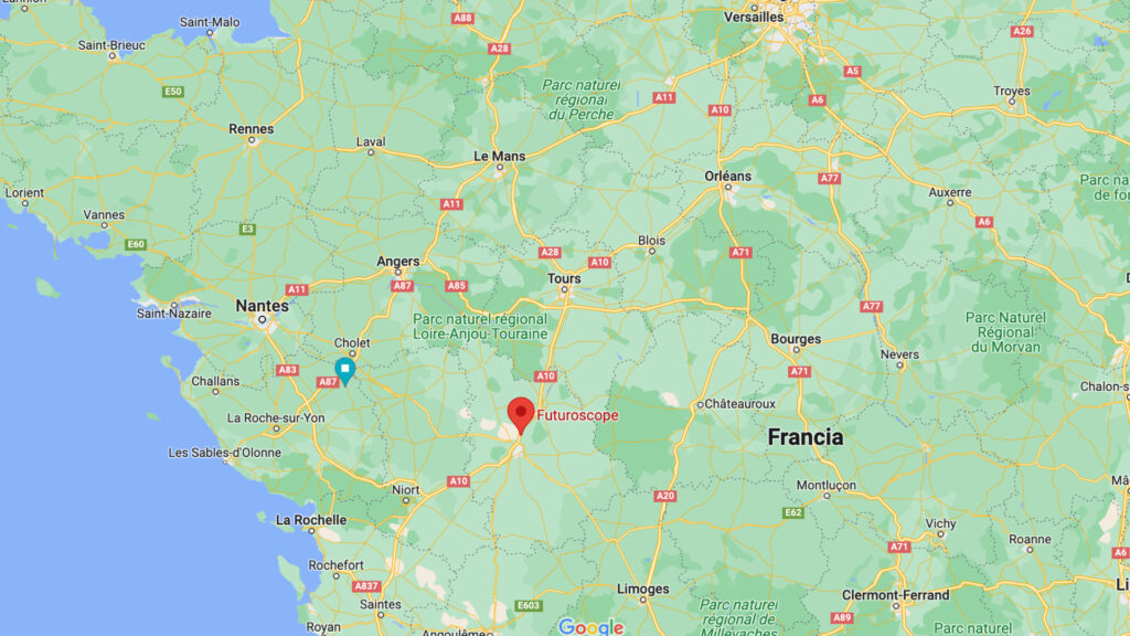 where is Futuroscope located
